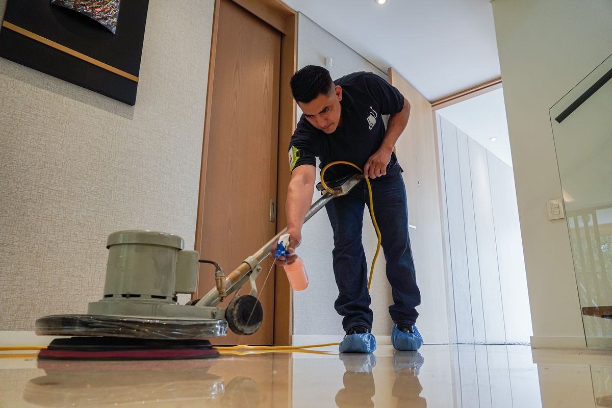 Cristalizado de piso de mármol con acabado brillante, El Mágico Medellín